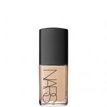 NARS Cosmetics Sheer Glow Foundation (Verschiedene Farbtöne) - Fiji