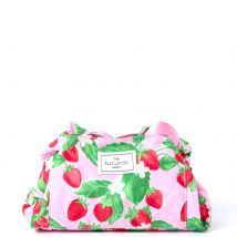 The Flat Lay Co. Trousse de Maquillage avec cordon - Fraises d'Été