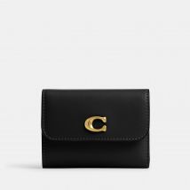 Coach Essential Leather Cardholder