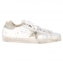 Golden Goose Superstar Shearling-gevoerd Versleten Sneakers in Witte Leer