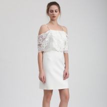 Bardot mini-jurk met kanten rand en off-shoulder