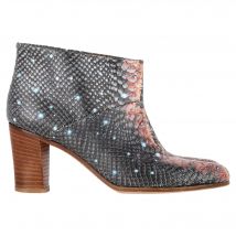 Maison Margiela Slangengepatenteerde Cosmo Print Enkellaarzen in Dierenprint Leer