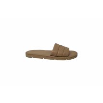 Vince Olina Gequiltte Slide Sandalen in Beigekleurig Leer