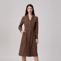 Minimalistische safari-stijl jurk