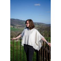 Cape Elégance 77% Mohair 23% Soie couleur Ecru