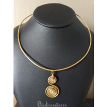 Collier "Élégance strass" réalisé en Capim Dourado , "l'Or...