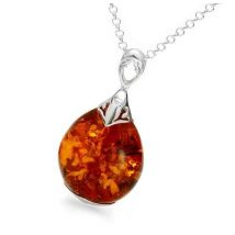 Collier ambre sur argent.