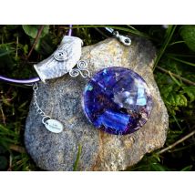 Pendentif orgonite rond ethnique Printemps Mauve