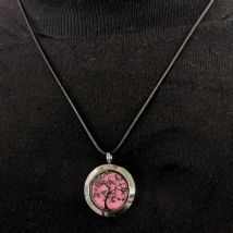 Collier diffuseur d'huile essentielle motif Arbre de Vie