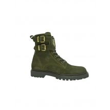 Giga Sneakers