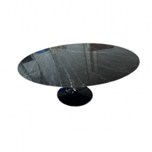 Table ovale Tulip en marbre noir Marquina par Eero Saarinen, Knoll