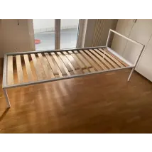 Lit simple NYX en acier blanc, Zanotta