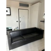 Canapé 3 places en similicuir noir, Minotti