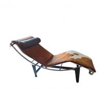 Chaise longue LC4 de Perriand Jeanneret et Le Corbusier, MDF Italia