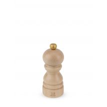 With a beautiful beechwood body, topped with a regal golden button, the Paris 12cm pepper mill is perfectly petite.  The natural wood brings a wholesome authenticity that is synonymous with balance and nutrition so will inspire great creativity in the kitchen with seasonal ingredients and many new, exciting taste experiences. Paris