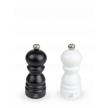 This salt and pepper mill set from the Paris Collection comes very handy on the table. Treat yourself to this two-color duo, chic and contemporary, featuring two mills of unrivaled efficiency and easy to identify: black for pepper and white for salt. Paris