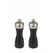 The duo of Fidji 15 cm salt and pepper mills is truly contemporary. Its design with slender curves and the combination of wood and stainless steel form a piece that is full of charm. Fidji