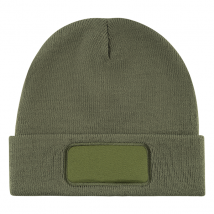 Strickmütze mit Patch