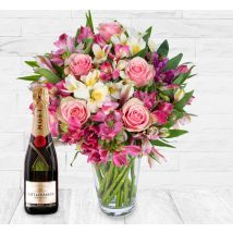 Peruvian Lily & Rose & Moet 37.5