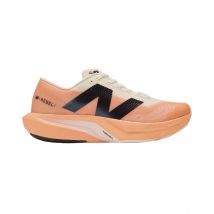 Chaussures New Balance FuelCell Rebel v4 Orange Blanc SS25 Femme, Taille 39 - EUR