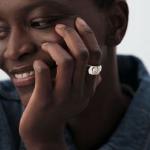 Bague Large Victoire - Argenté - Oxyde de zirconium - Laiton rhodié - Taille : 52 - Agatha Paris