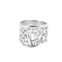 Bague en argent alvéolée