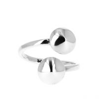 Bague en argent deux petites pyramides