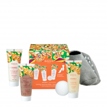 Baïja - Coffret Soin Des Pieds Nourrissant Bombe De Bain, Gommage Pieds, Masque Pieds, Baume Pieds & Paire De Chaussettes - Sans Paraben - 30 ml