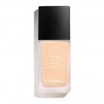 Chanel - Ultra Le Teint Fluide Haute Tenue - Ultra Confort - Fini Zéro Défaut Bd11 30ml - 30 ml