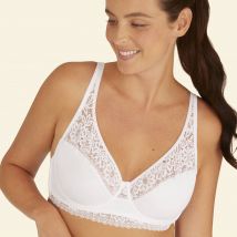 Soutien-gorge en dentelle et microfibre Well Allure - avec armatures - Blanc - 95D - Well - Blancheporte