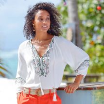 Blouse brodée, manches 3/4 - Écru - Taille 52 - Viscose - Blancheporte