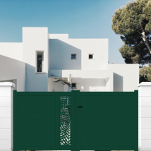 Portail Packit - Portail aluminium battant découpe laser en kit dimensions L.3000 (entre piliers) x H.1500 mm Couleurs Vert (RAL 6005)