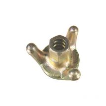 Écrou forgé 3 oreilles base 65 mm écrou forgé 3 oreilles base 65 mm 1 pièce(s) - plaka group