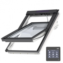 Fenêtre de toit à rotation motorisée et solaire Velux GGU Integra Solar Tout Confort - Finition EverFinish - 134,0 CM x 98,0 CM