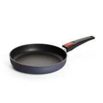 Poêle Woll Diamond Lite en fonte d'aluminium - Couteaux du Chef - Couteaux du Chef
