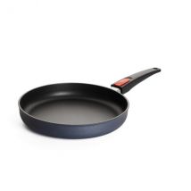 Poêle Woll Diamond Lite en fonte d'aluminium - Couteaux du Chef - Couteaux du Chef
