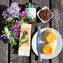The Savoury One - Devon Cheese Hamper - Wicker Hamper