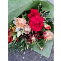 Fresh Flowers Winter Bouquet - Large