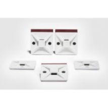 MB4APT-I-PA66-WH  (100 Stück) - Klebesockel 28x28 natur MB4APT-I-PA66-WH