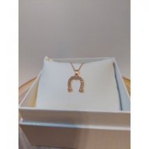 Collana con ferro di cavallo in argento rosato