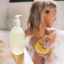 Flacon en Verre Gel Douche Écorce D'orange et Poivre Noir 290ml - What Matters