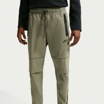 Nike - Pantalon survêtement Nike Tech Woven vert