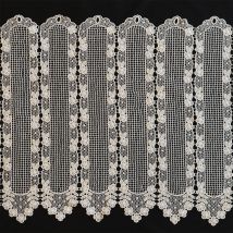 Brise Bise macramé motif fleurs - Ecru - 150x60 cm - Polyester - Home Maison