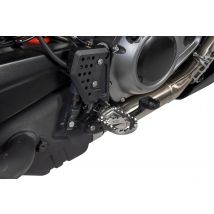 Fernreisefußrasten *Works* für Harley-Davidson RA1250 Pan America