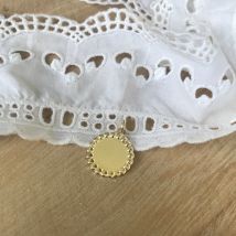 Pendentif Jeton perlé argent finition or jaune - En Jaune - Laudate