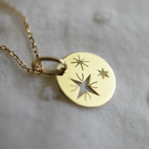 Mini croix étoilée