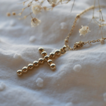 Pendentif Croix perlée or