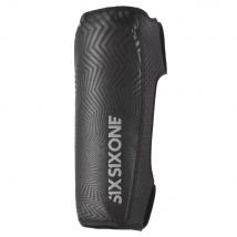 661 Comp AM Shin Guard Black