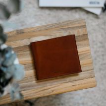 Portefeuille Homme horizontal en cuir - Cognac - Fabriqué en France - Idée cadeau Noël - Cadeau Homme - Cadeau Femme - Cadeau Papa - Hikigaï