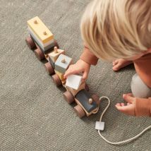 Petit train empilable en bois - Bois - Idée cadeau enfant - Kids Concept - Les Raffineurs